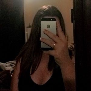 Meet your Posher, Monica